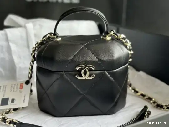First Bag Ru VANITY CHANEL CASE 0612